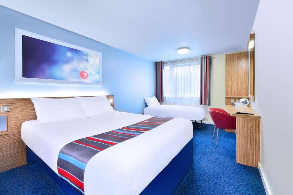 Travelodge Chester Central Phòng bức ảnh